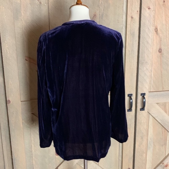 Chico’s Purple Romance Kachina purple velvet tunic Size 1 = Medium / 8 - Picture 3 of 13